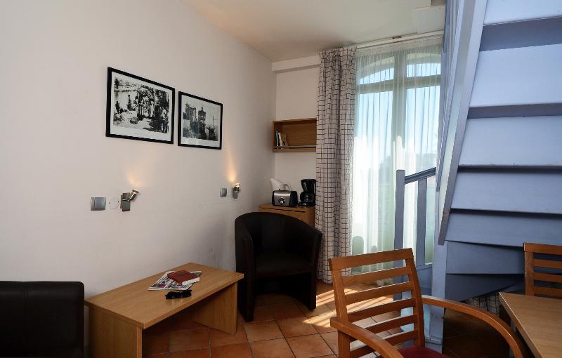 Appart'Hotel Odalys City - Nice Centre ภายนอก รูปภาพ